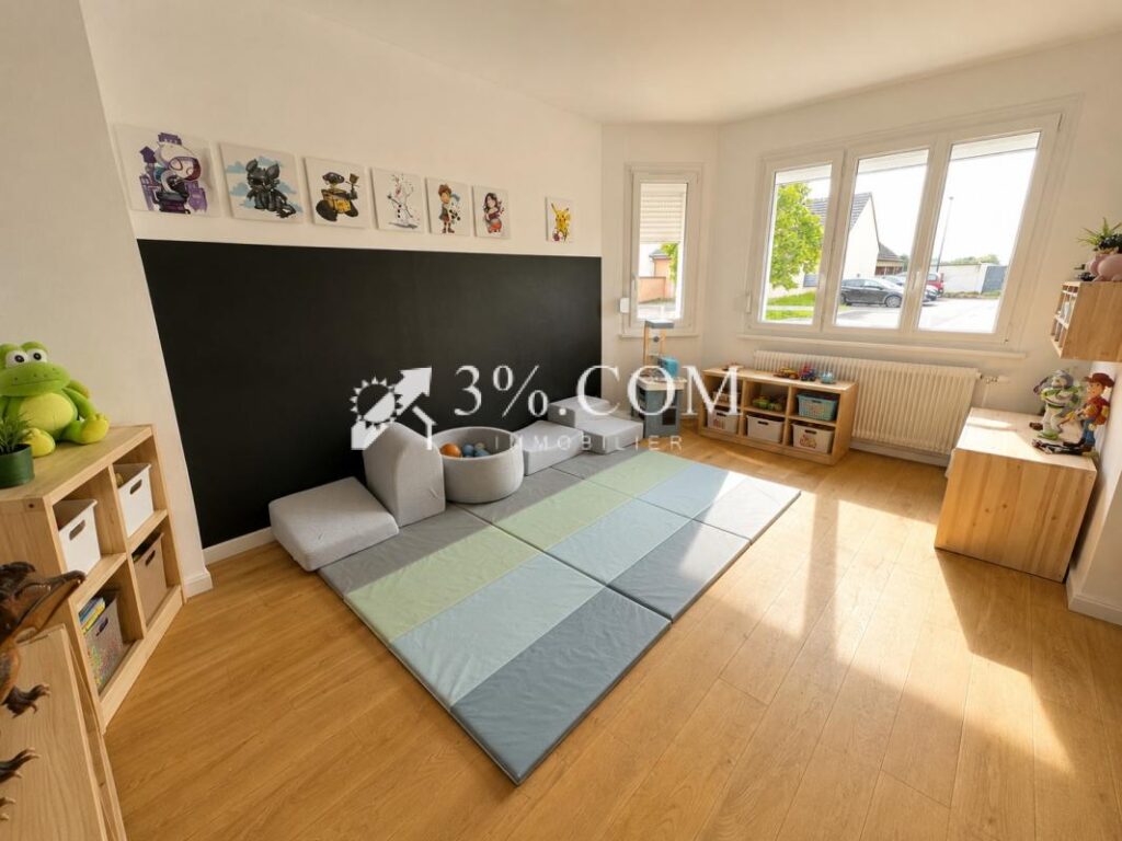 MAISON – 190 M2 – 6 CHAMBRES – JARDIN – DAMELEVIERES – 9 pièces – 6 chambres – 190 m²