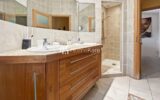 VILLA FAMILIALE T7 AVEC VUE, PISCINE ET GARAGE – 7 pièces – 4 chambres – 185 m²