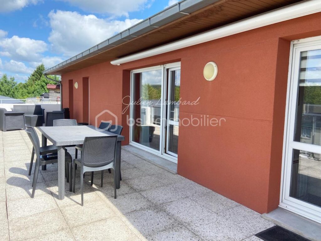 F4 81m2 avec terrasse et double box – ROUEN DOCKS – 4 pièces – 3 chambres – 81 m²