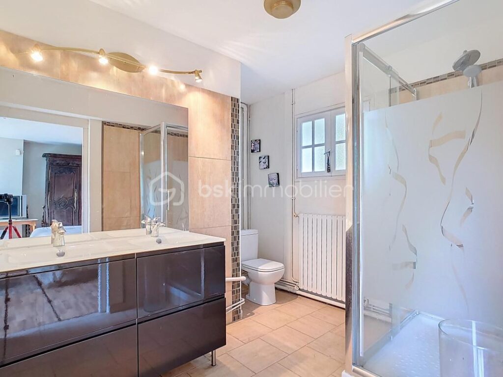 Découvrez votre future maison moderne au cœur de la tranquillité ! – 6 pièces – 4 chambres – 155 m²