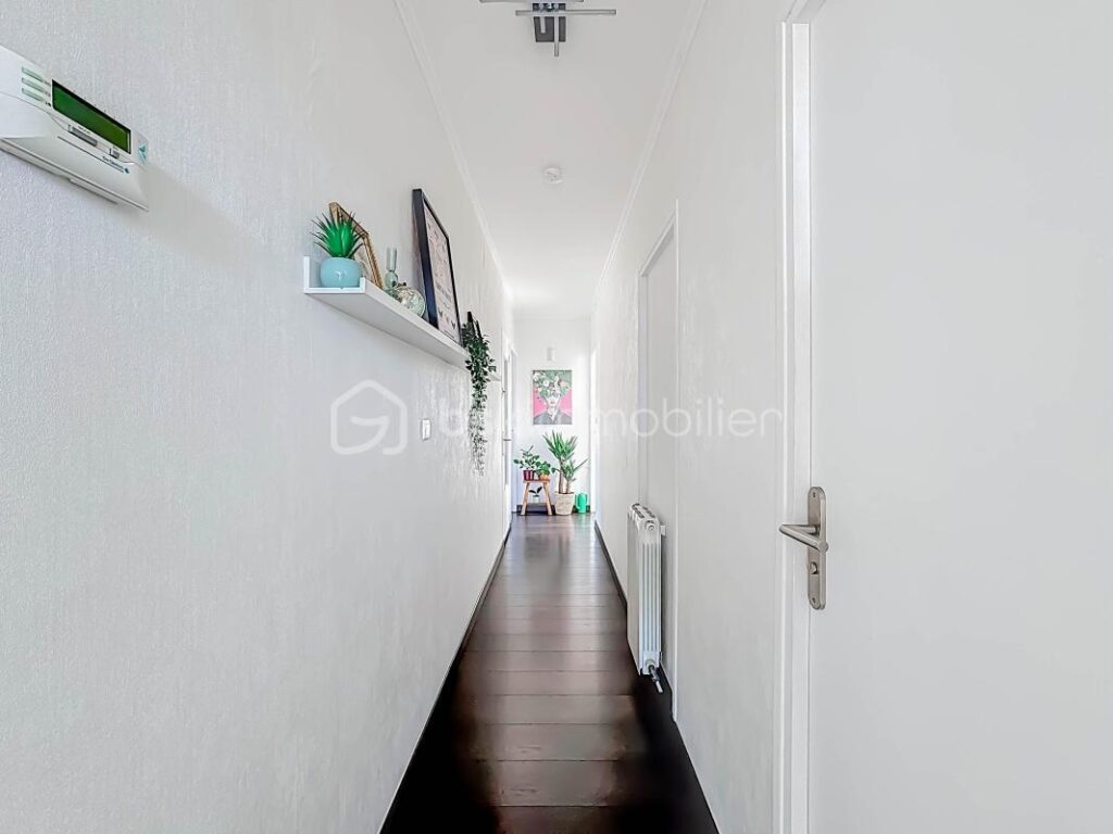 EXCLUSIVITÉ *** VILLA T5 DE 130M2 AVEC PISCINE ET APPARTEMENT INDEPENDANT À SAINT GEORGES D&rsquo;ORQUES *** – 5 pièces – 4 chambres – 130 m²