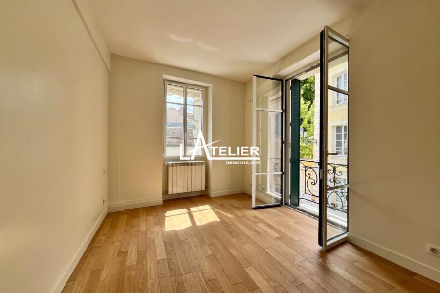 Maison à vendre à Marly le roi — Vue sur la ville — photo 10