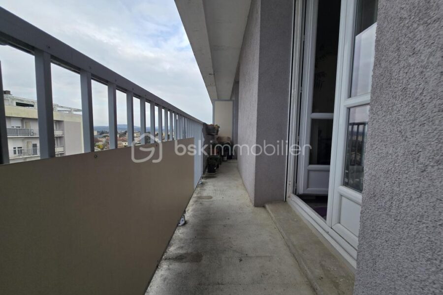 Appartement à vendre à Montelimar — Vue sur la ville — photo 9