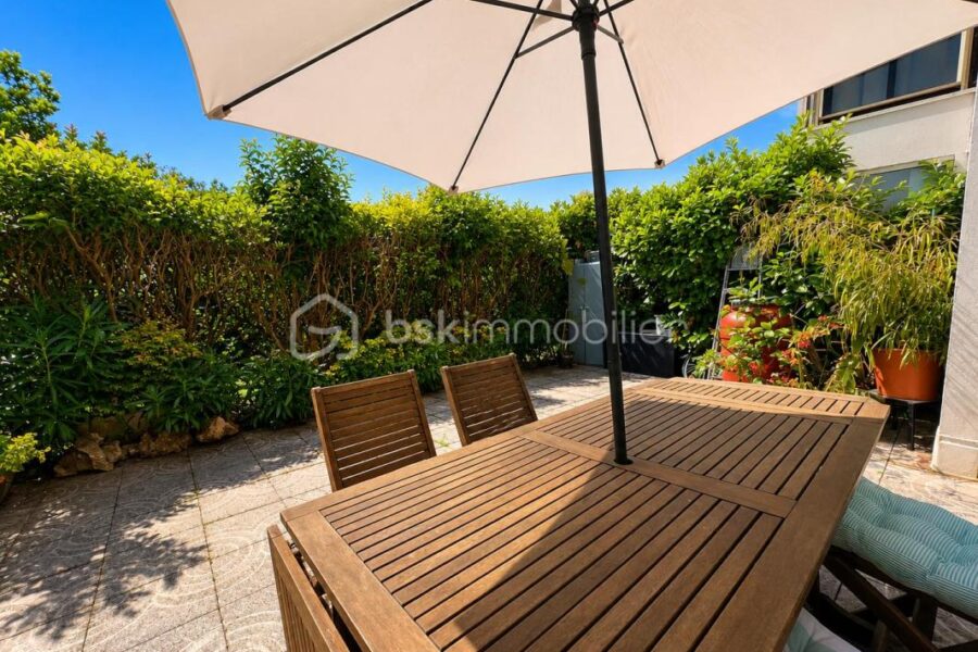 Appartement à vendre à Mandelieu la napoule