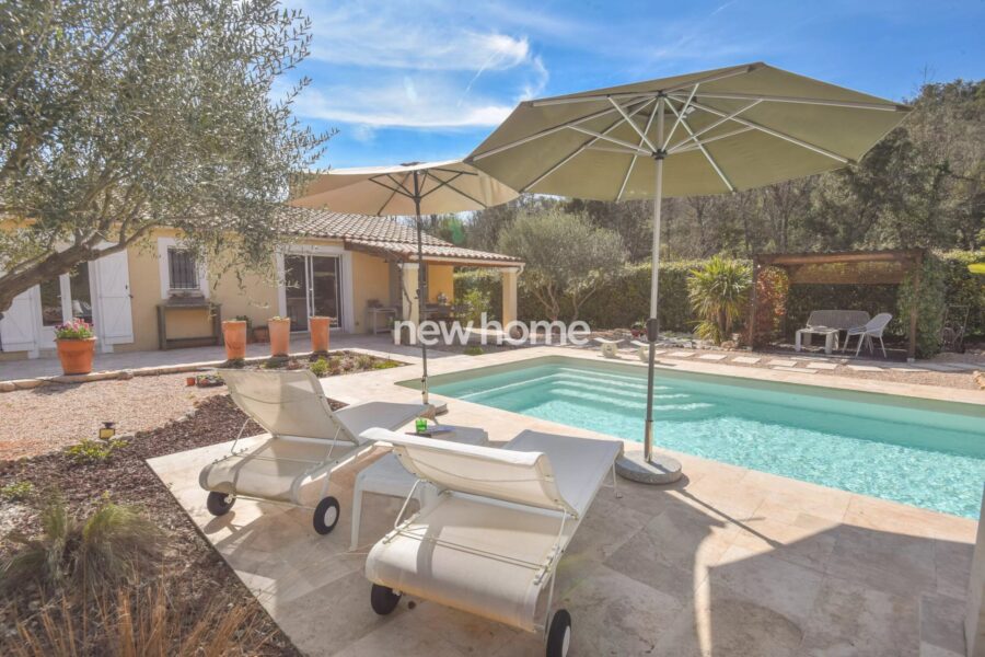 Maison à vendre à Entrecasteaux