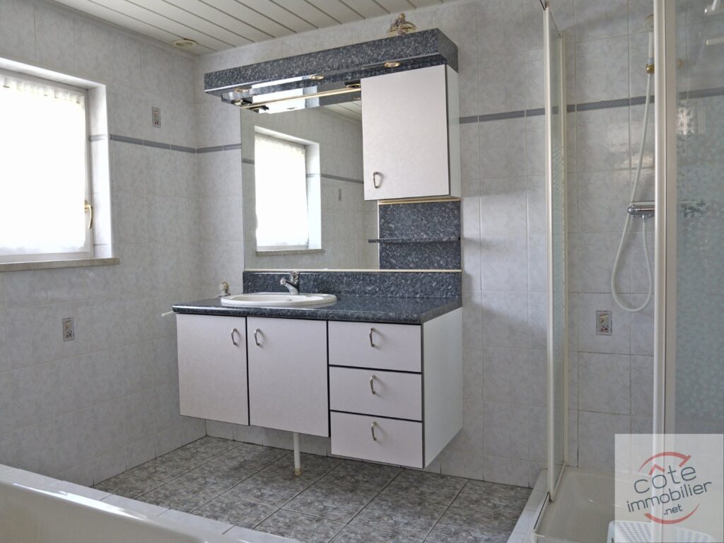 Maison jumelée – 3 pièces – 2 chambres – 89 m²