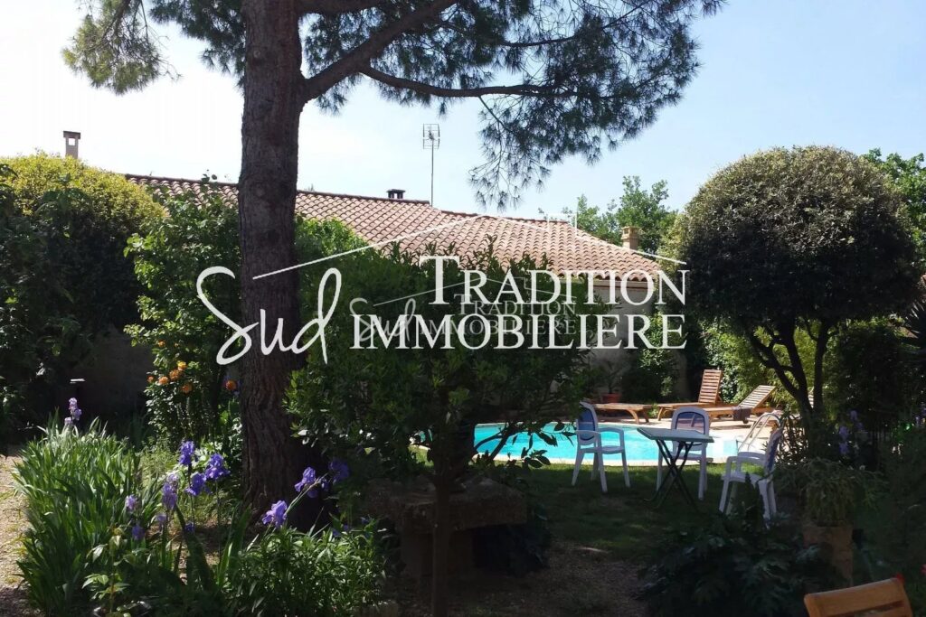 vente mas – NR pièces – 5 chambres – 200.00 m²