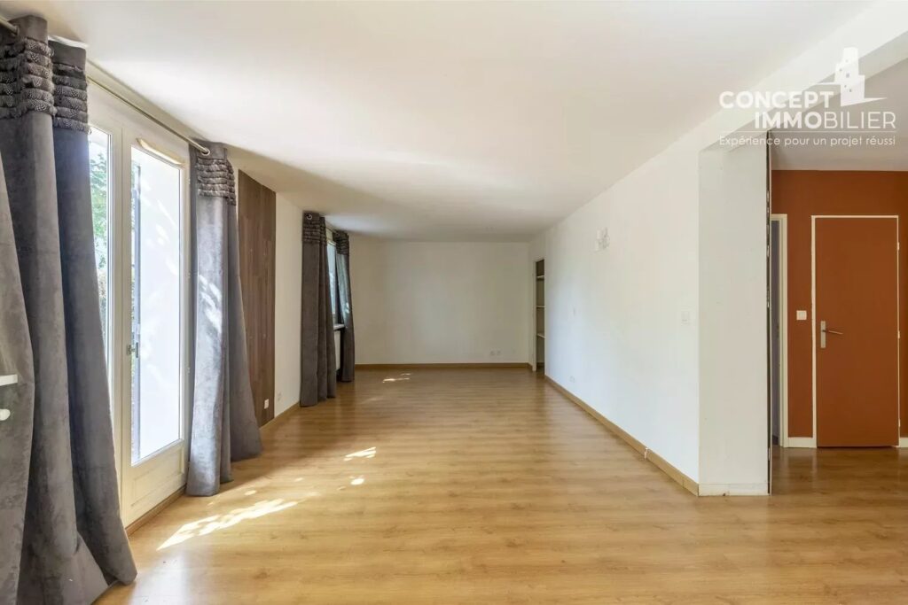 Maison individuelle Augny 5 chambres – 7 pièces – NR chambres – 228.8 m²