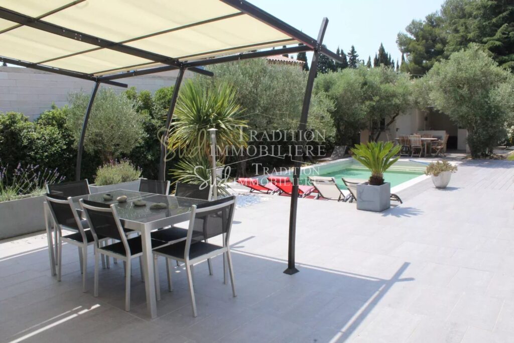 vente maison 5 Pièce(s) – 5 pièces – 3 chambres – 137.00 m²