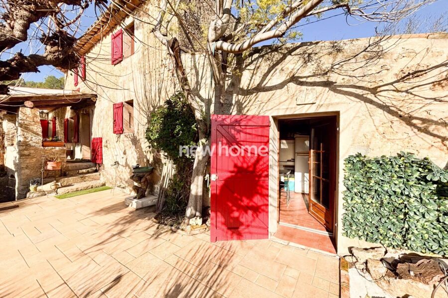 Maison à vendre à Taradeau