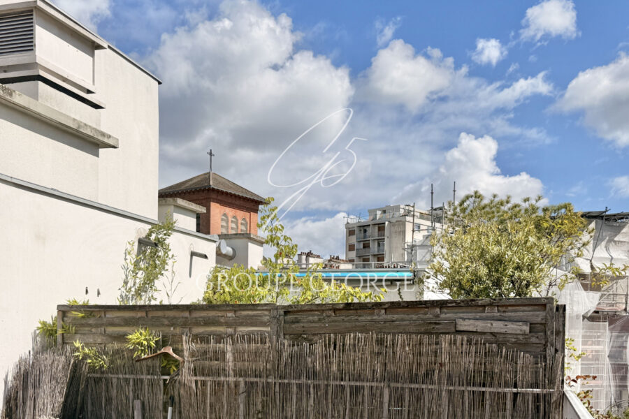 Appartement à vendre à Paris — Vue sur la ville — photo 10