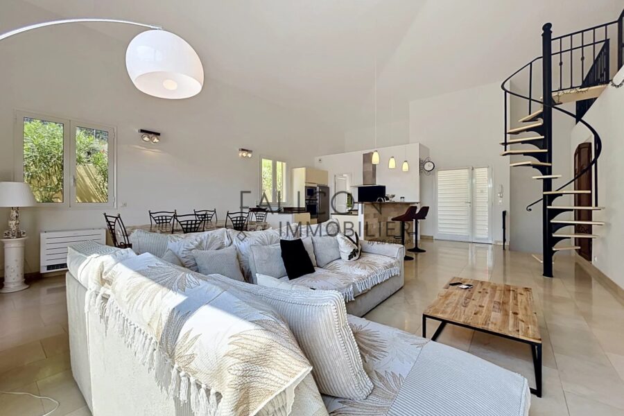 Maison à vendre à Falicon