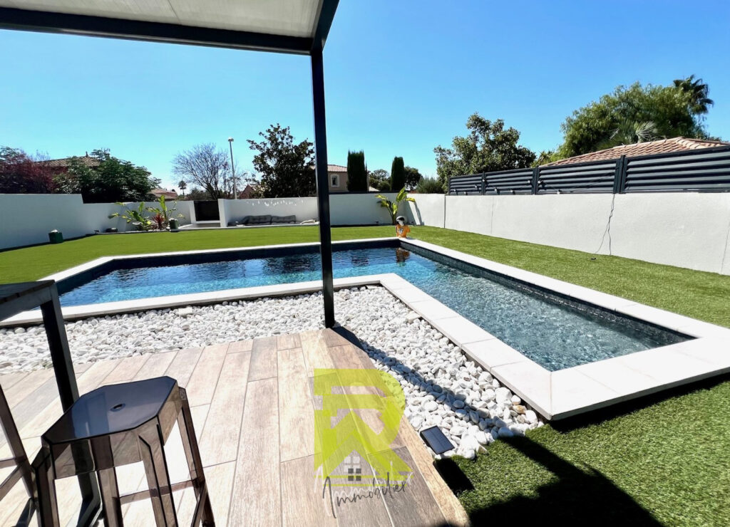 VILLA MODERNE AVEC VUE PANORAMIQUE AGDE – 5 pièces – 4 chambres – 190 m²