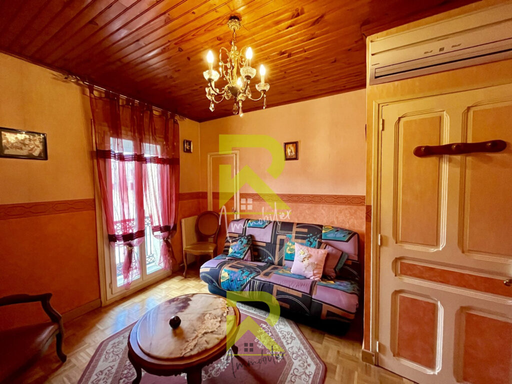 Charmant ensemble immobilier – Pézenas – 11 pièces – NR chambres – 250 m²