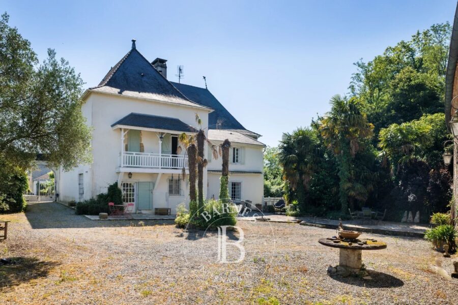 Maison à vendre à Sauveterre-de-béarn