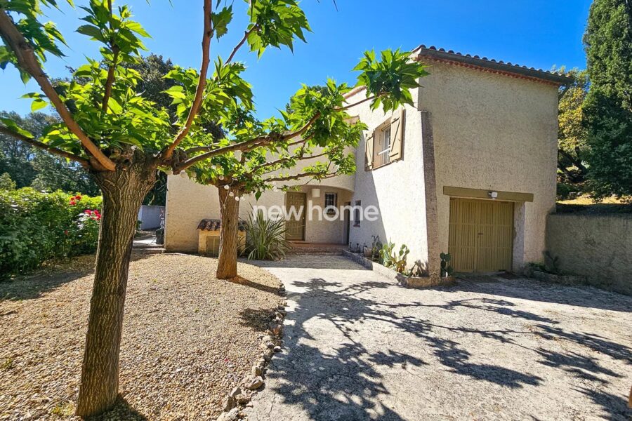 Maison à vendre à Le thoronet