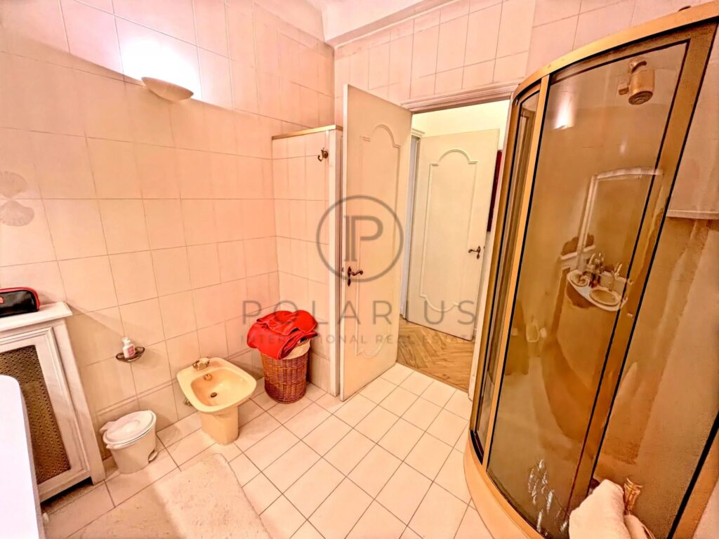 Superbe appartement de 145 m² avec vue mer à Nice – 4 pièces – 2 chambres – 145 m²