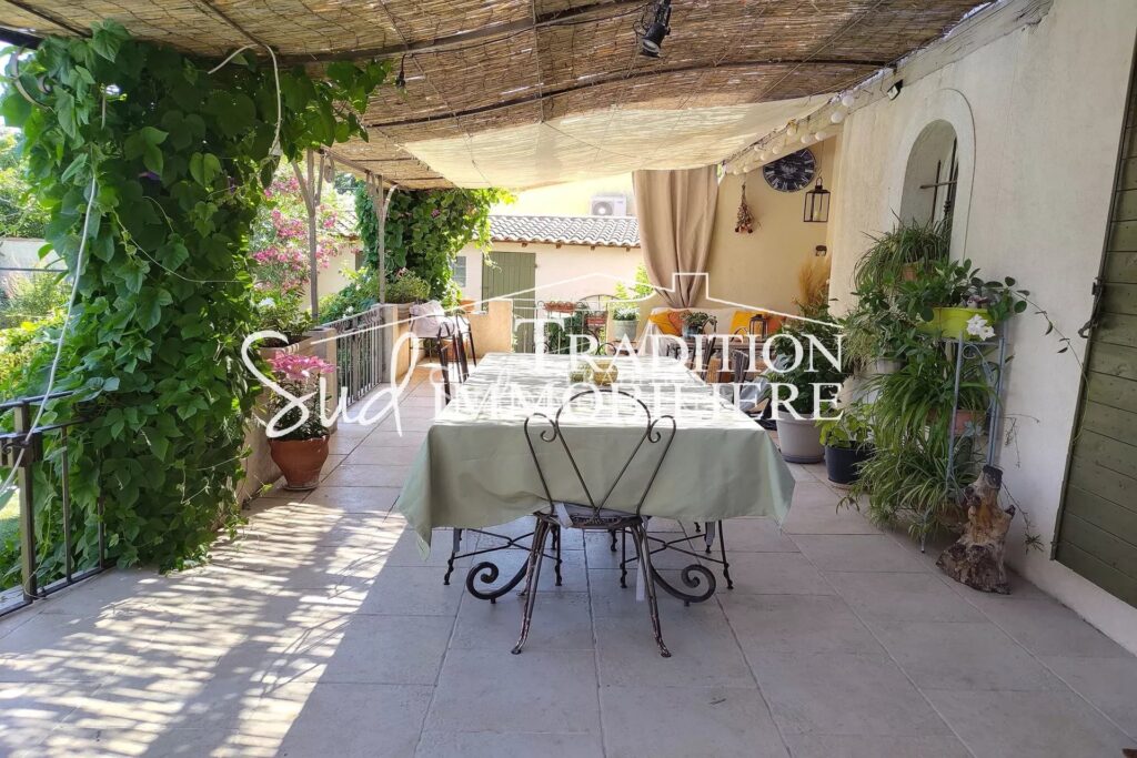 vente maison 9 Pièce(s) – 9 pièces – NR chambres – 0.00 m²