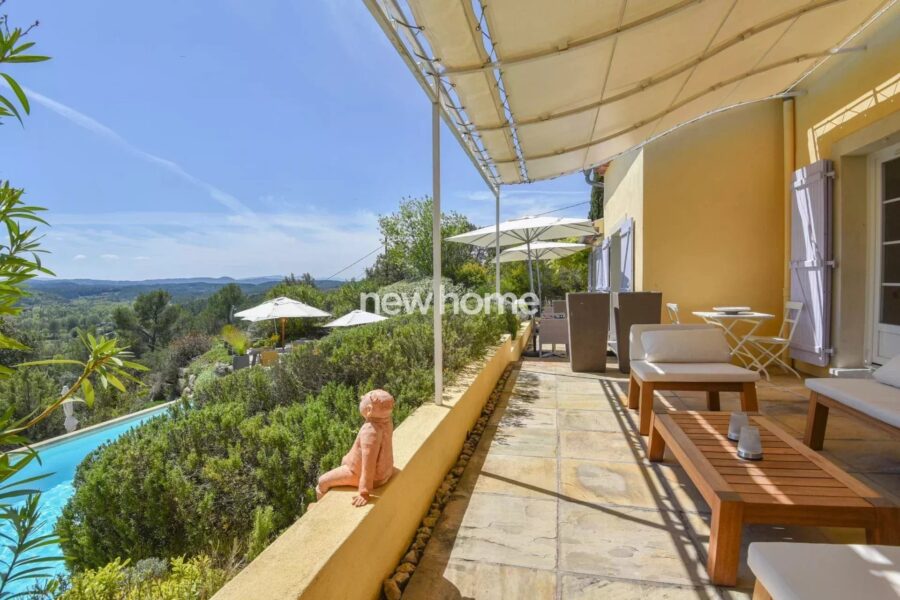 Maison à vendre à Entrecasteaux