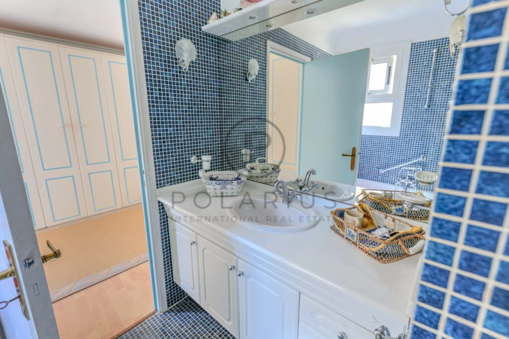 Penthouse hors marché | Cap d’Ail | Vues exceptionnelles sur la mer – 4 pièces – 2 chambres – 95 m²