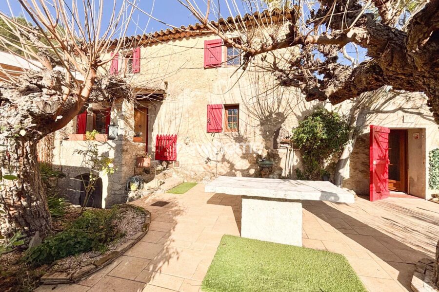 Maison à vendre à Taradeau