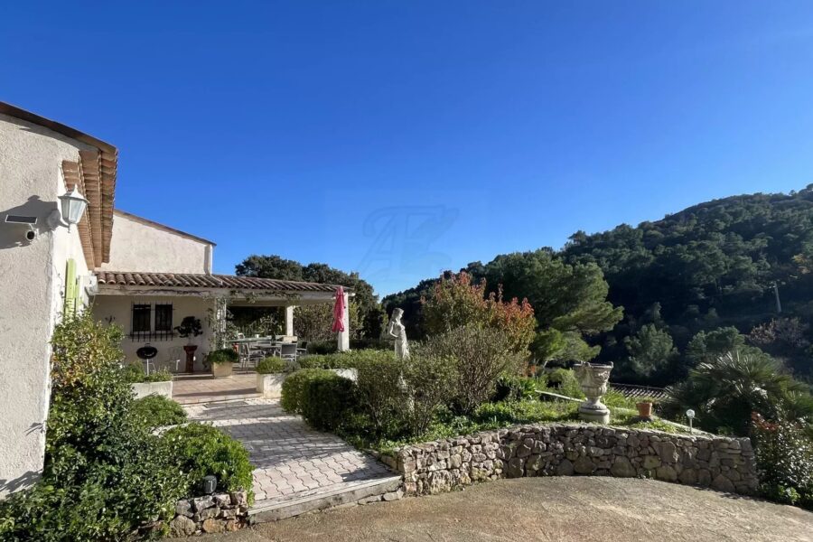Maison à vendre à Seillans — Vue montagne — photo 26