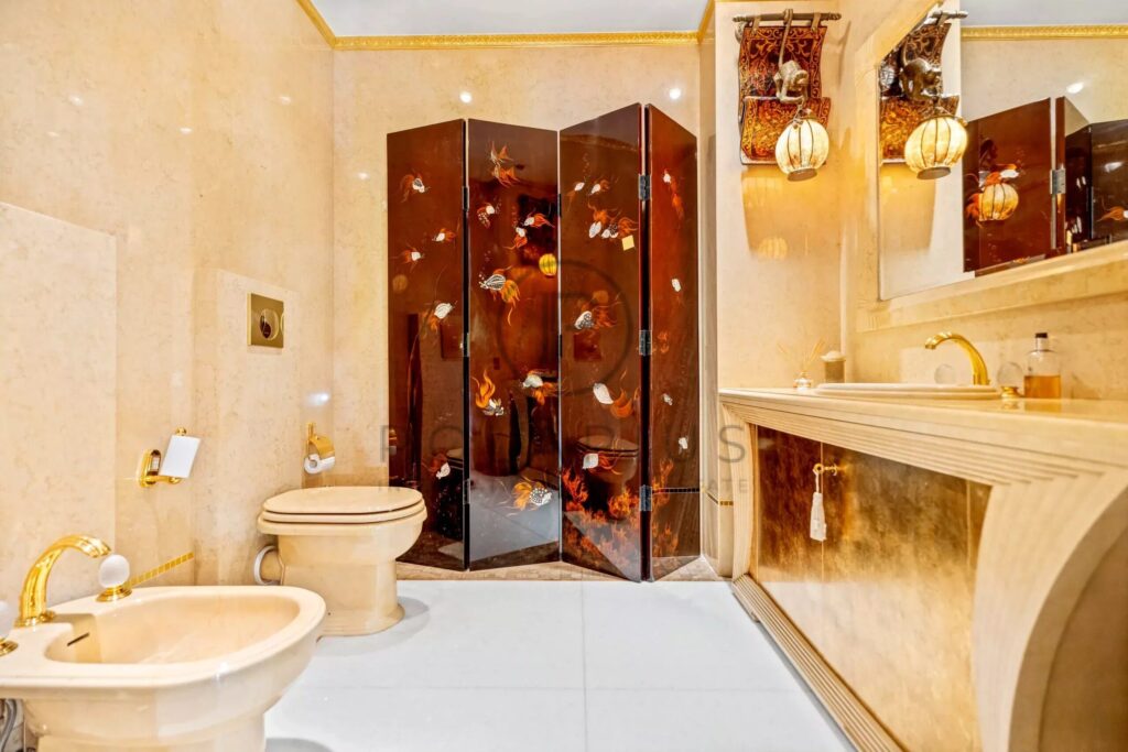 Domaine d’exception à vendre au Cap d’Antibes – Château du Cap – 15 pièces – 11 chambres – 1000 m²