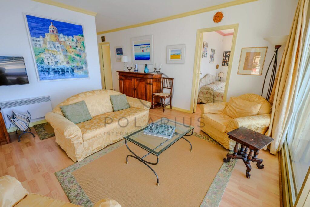 Penthouse hors marché | Cap d’Ail | Vues exceptionnelles sur la mer – 4 pièces – 2 chambres – 95 m²