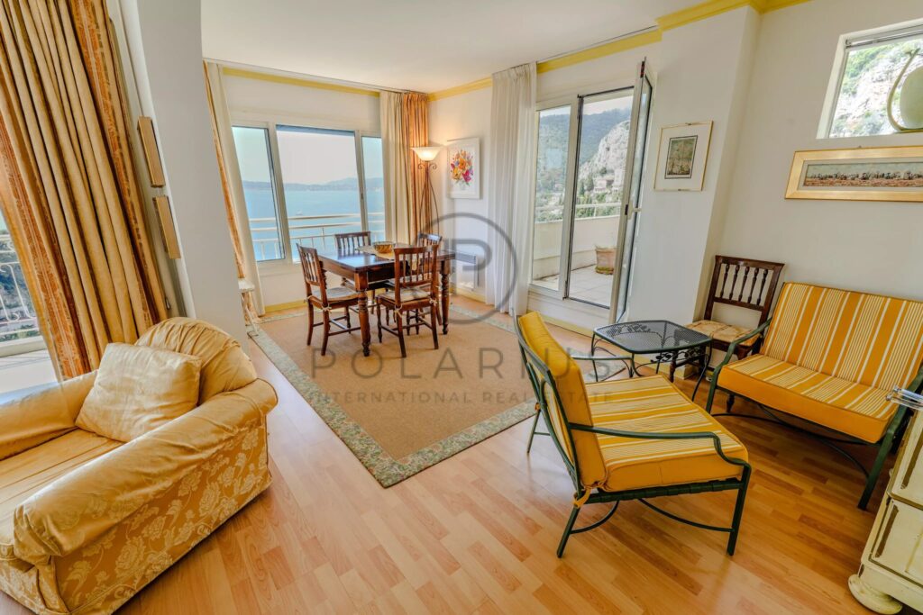Penthouse hors marché | Cap d’Ail | Vues exceptionnelles sur la mer – 4 pièces – 2 chambres – 95 m²