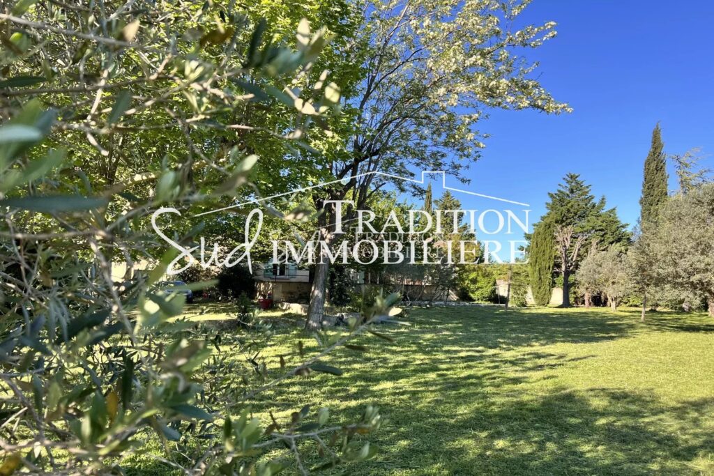 vente maison 7 Pièce(s) – 7 pièces – 4 chambres – 182.00 m²