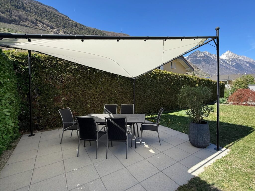 Villa contemporaine à Martigny ! – 6 pièces – 4 chambres – 220 m²