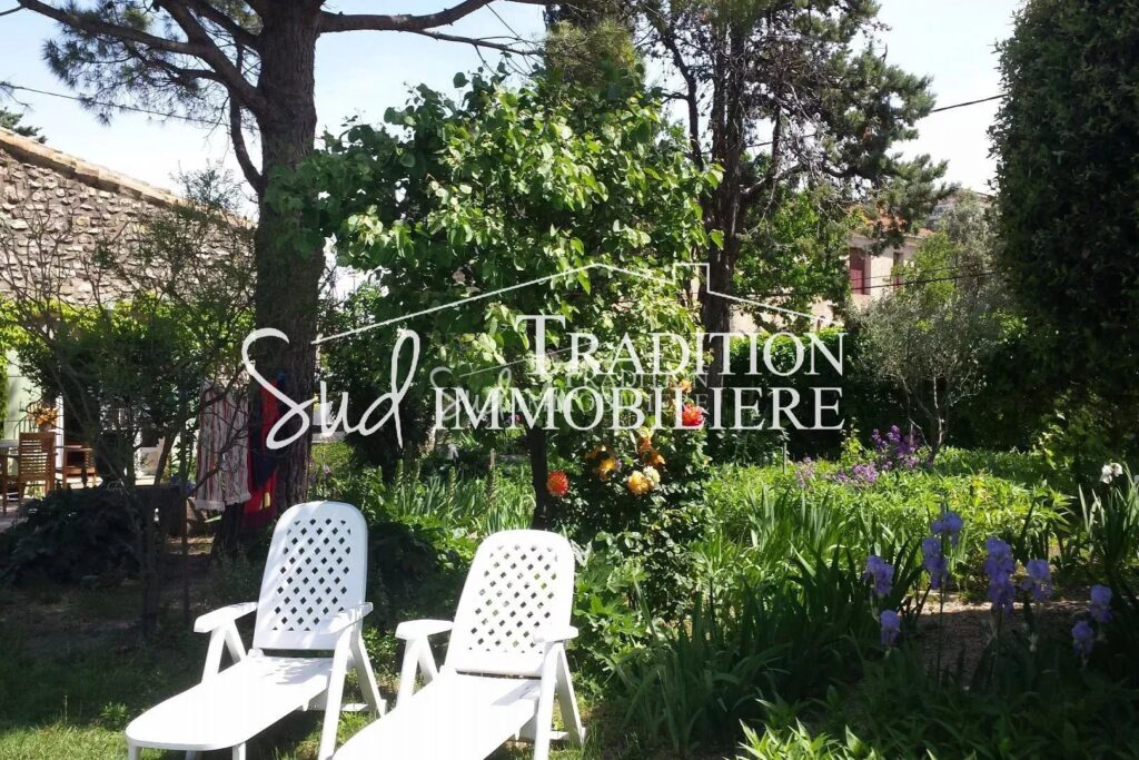 vente mas – NR pièces – 5 chambres – 200.00 m²