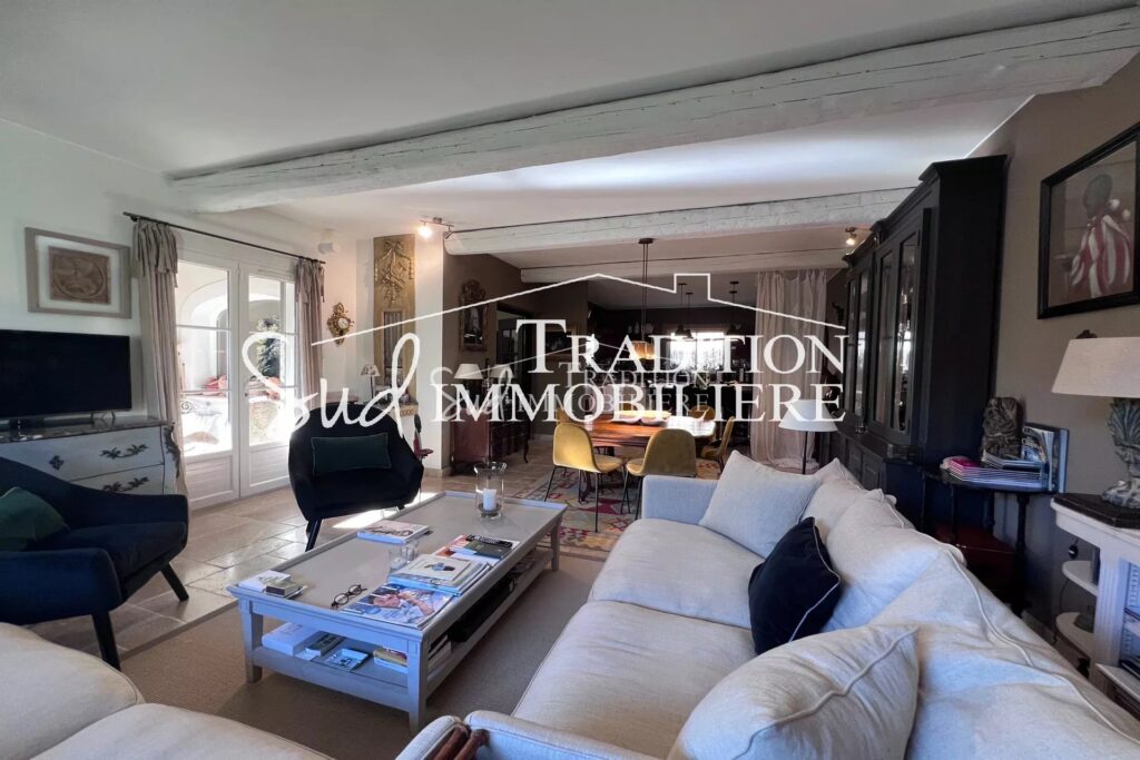 vente maison 8 Pièce(s) – 8 pièces – NR chambres – 191.00 m²