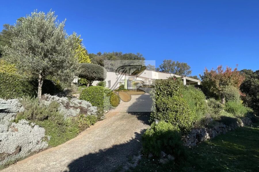 Maison à vendre à Seillans