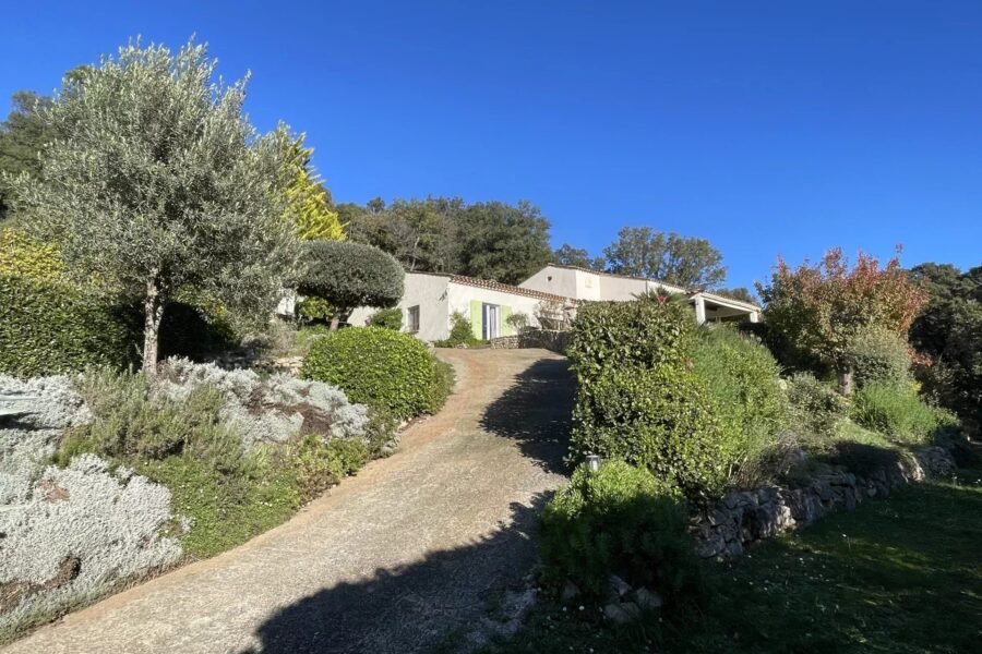 Maison à vendre à Seillans — Vue montagne — photo 23