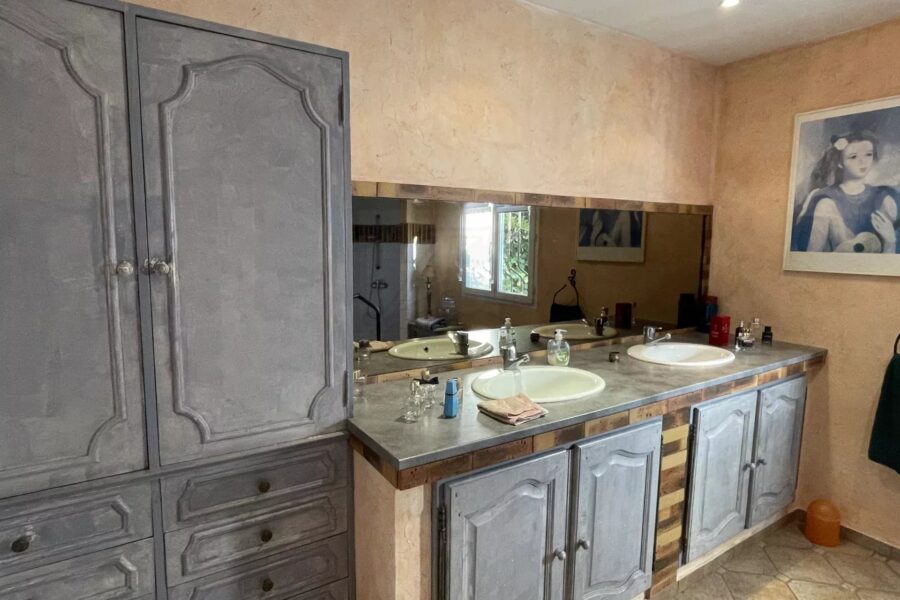 Maison à vendre à Seillans — Vue montagne — photo 42