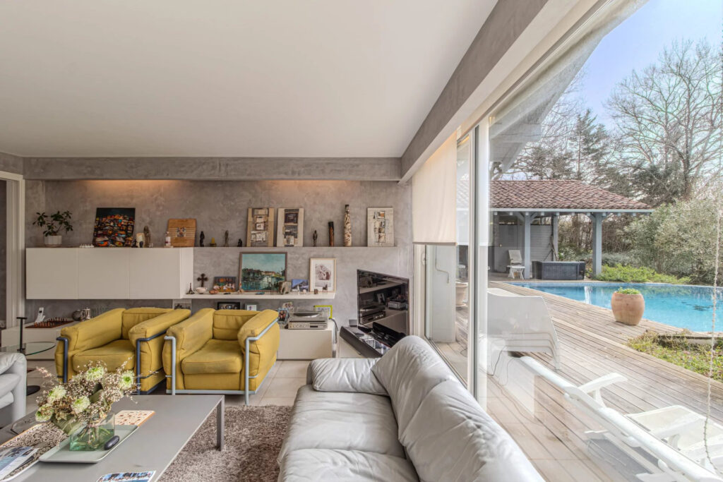 Propriété déxception ? Élégance, lumière et panorama sur les – 5 pièces – NR chambres – 155 m²