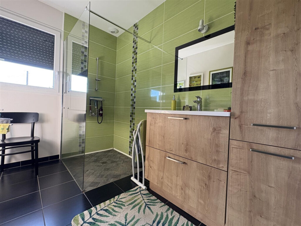 Découvrez cette maison récente à vendre, résultat de la tran – 5 pièces – 3 chambres – 127 m²