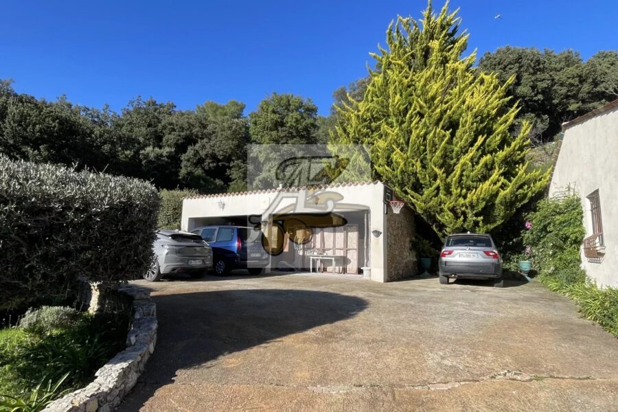 Maison à vendre à Seillans