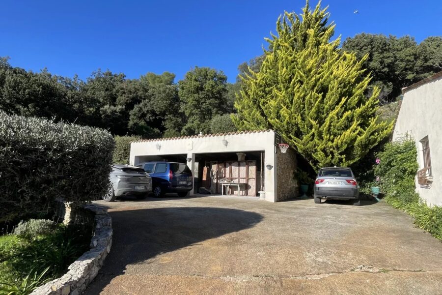 Maison à vendre à Seillans — Vue montagne — photo 10