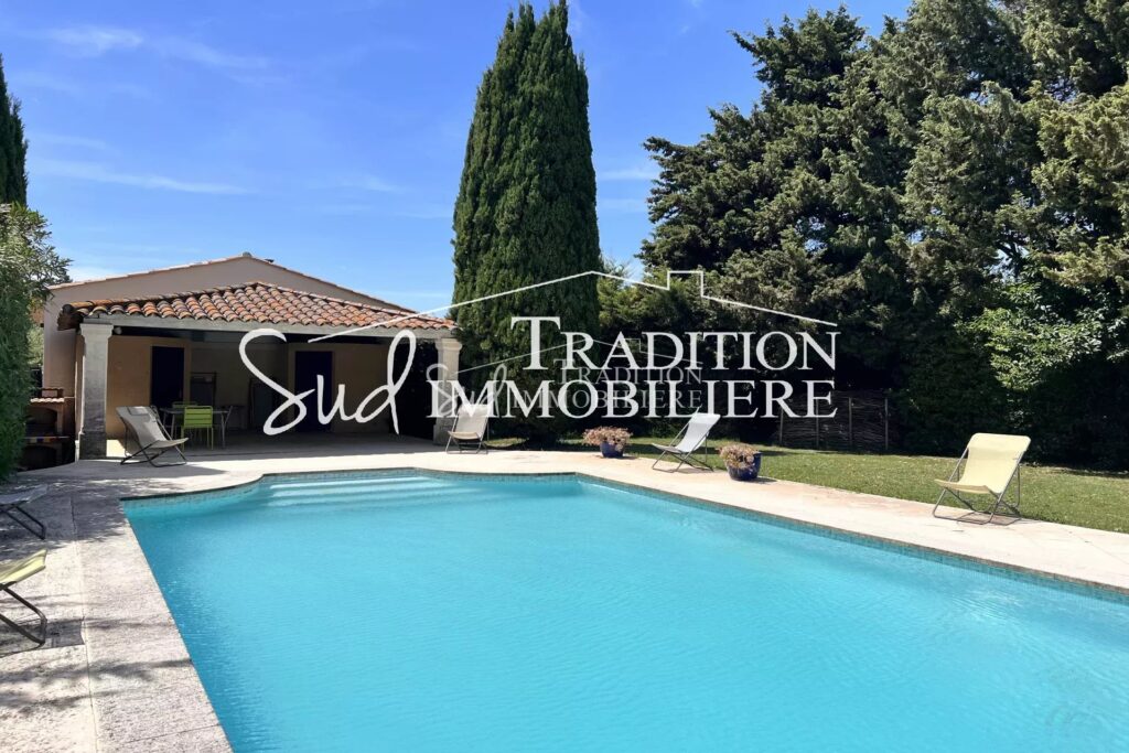vente maison 8 Pièce(s) – 8 pièces – 6 chambres – 256.00 m²