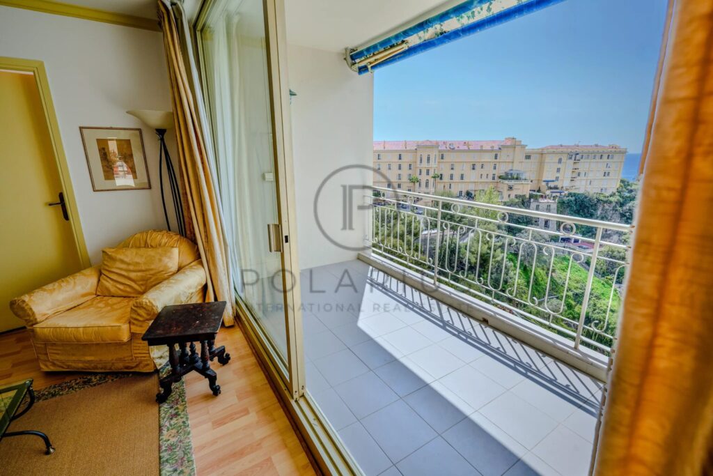 Penthouse hors marché | Cap d’Ail | Vues exceptionnelles sur la mer – 4 pièces – 2 chambres – 95 m²