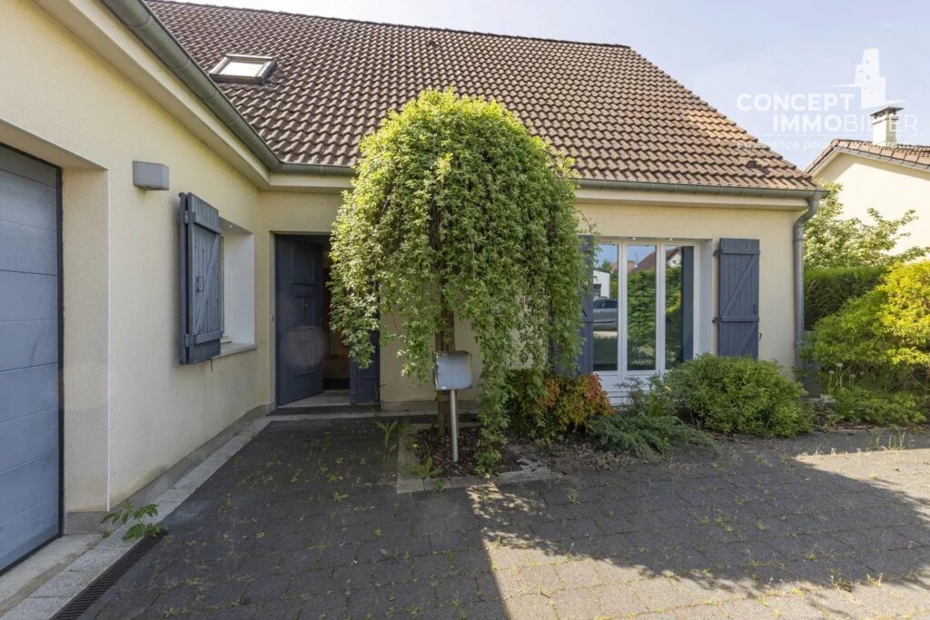 Maison individuelle Augny 5 chambres – 7 pièces – NR chambres – 228.8 m²