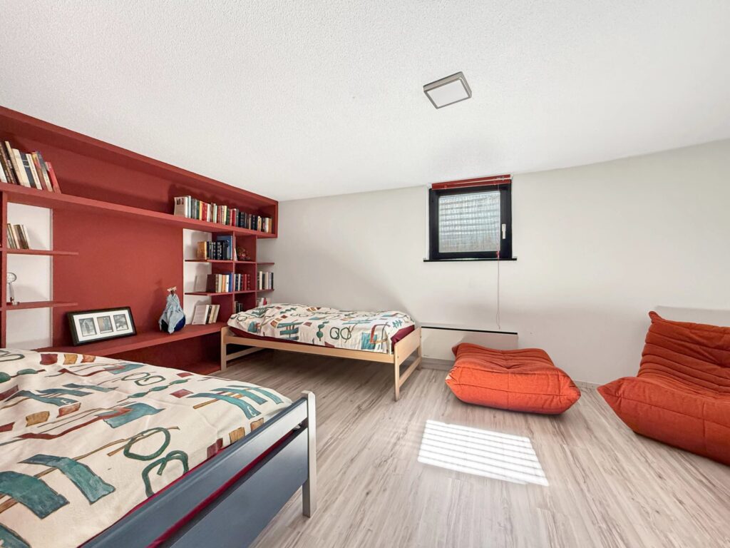 Villa contemporaine à Martigny ! – 6 pièces – 4 chambres – 220 m²