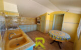 Charmante Maison + 4 appartements +1 terrain viabilisé à RIB – 14 pièces – 8 chambres – 350 m²