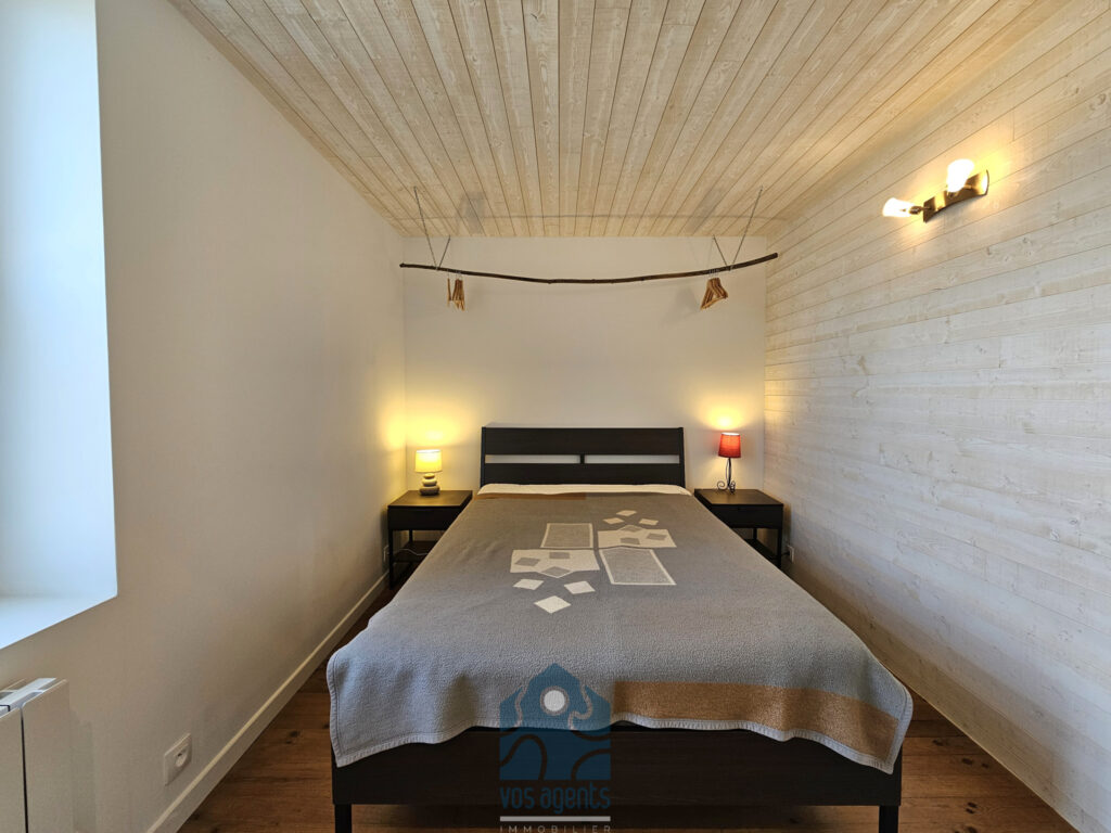 Propriété 10 pièces avec terrain, piscine et annexes – 10 pièces – 8 chambres – 316 m²