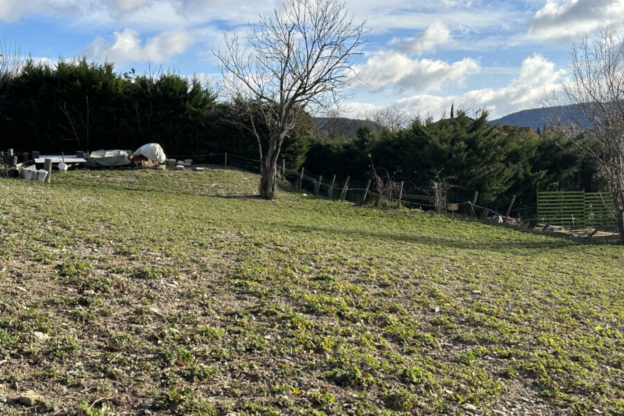 Terrain à vendre à Saint-julien-en-saint-alban