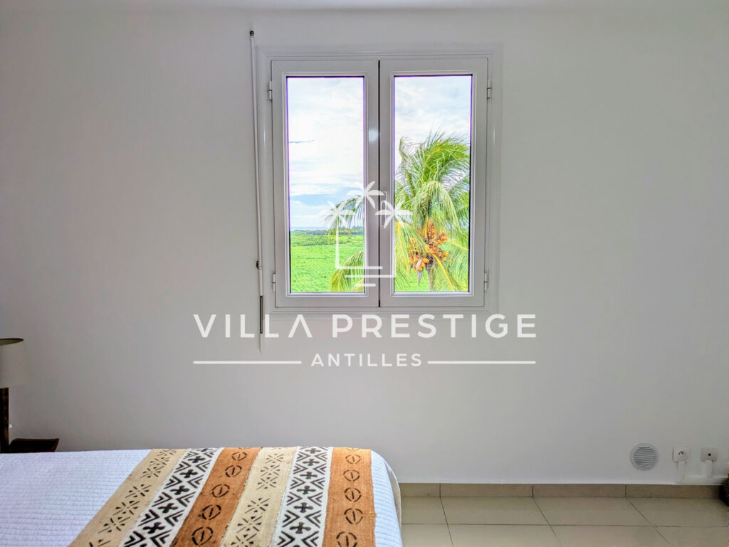 PROPRIÉTÉ D&rsquo;EXCEPTION VILLA T6 ET 2 LOGEMENTS T2 – VUE DÉGAG – 10 pièces – 7 chambres – 257.37 m²