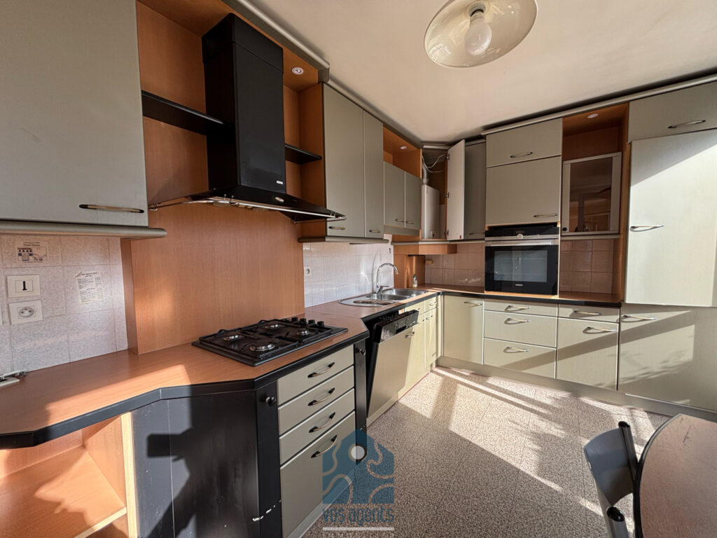 Appartement en duplex 6 pièces avec 3 terrasses, garage et c – 6 pièces – 5 chambres – 147.57 m²