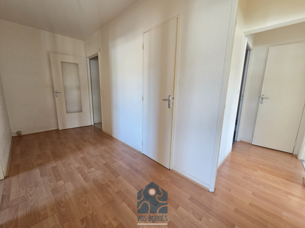 Appartement 2 pièces avec parking – 3 pièces – 1 chambre – 71 m²